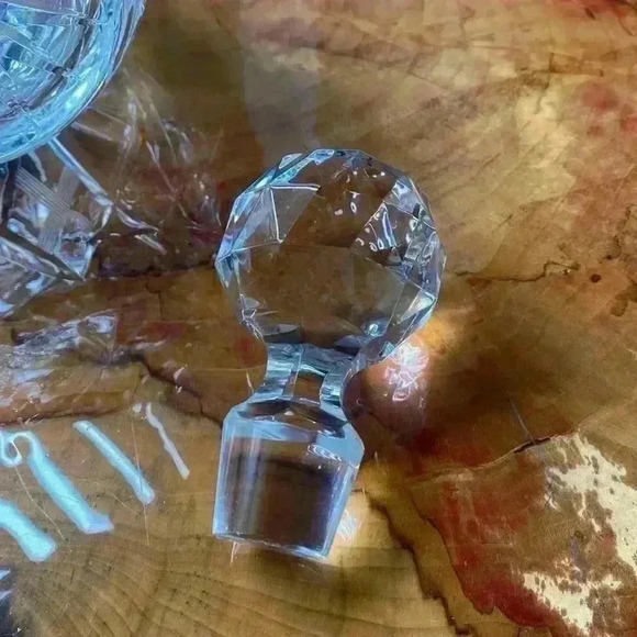 Vintage Cut Crystal  Decanter with stopper - Picture 8 of 16